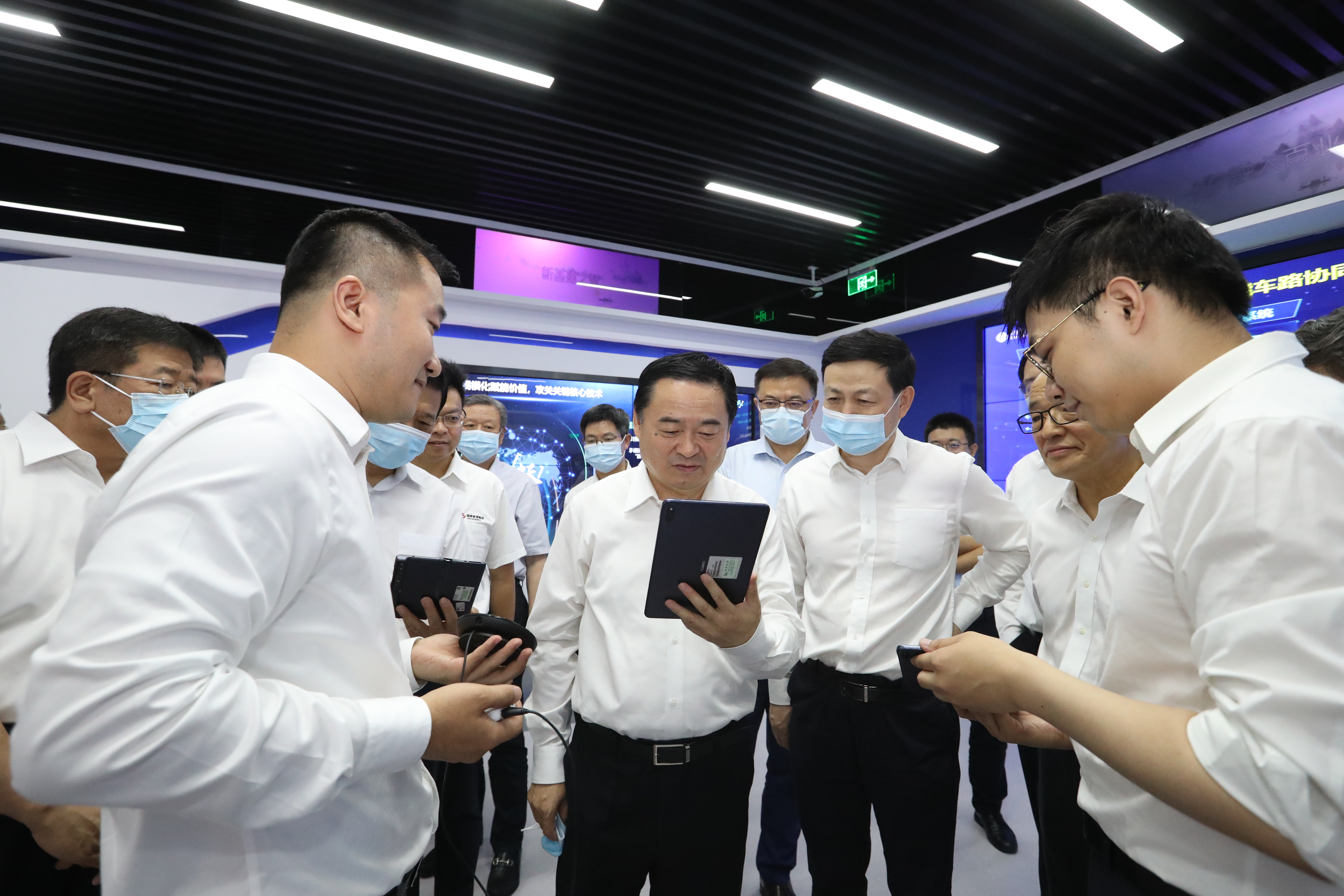 郝鹏、、国资、、央企、、国资委、、书记、、主任、、国企、、企业刷新