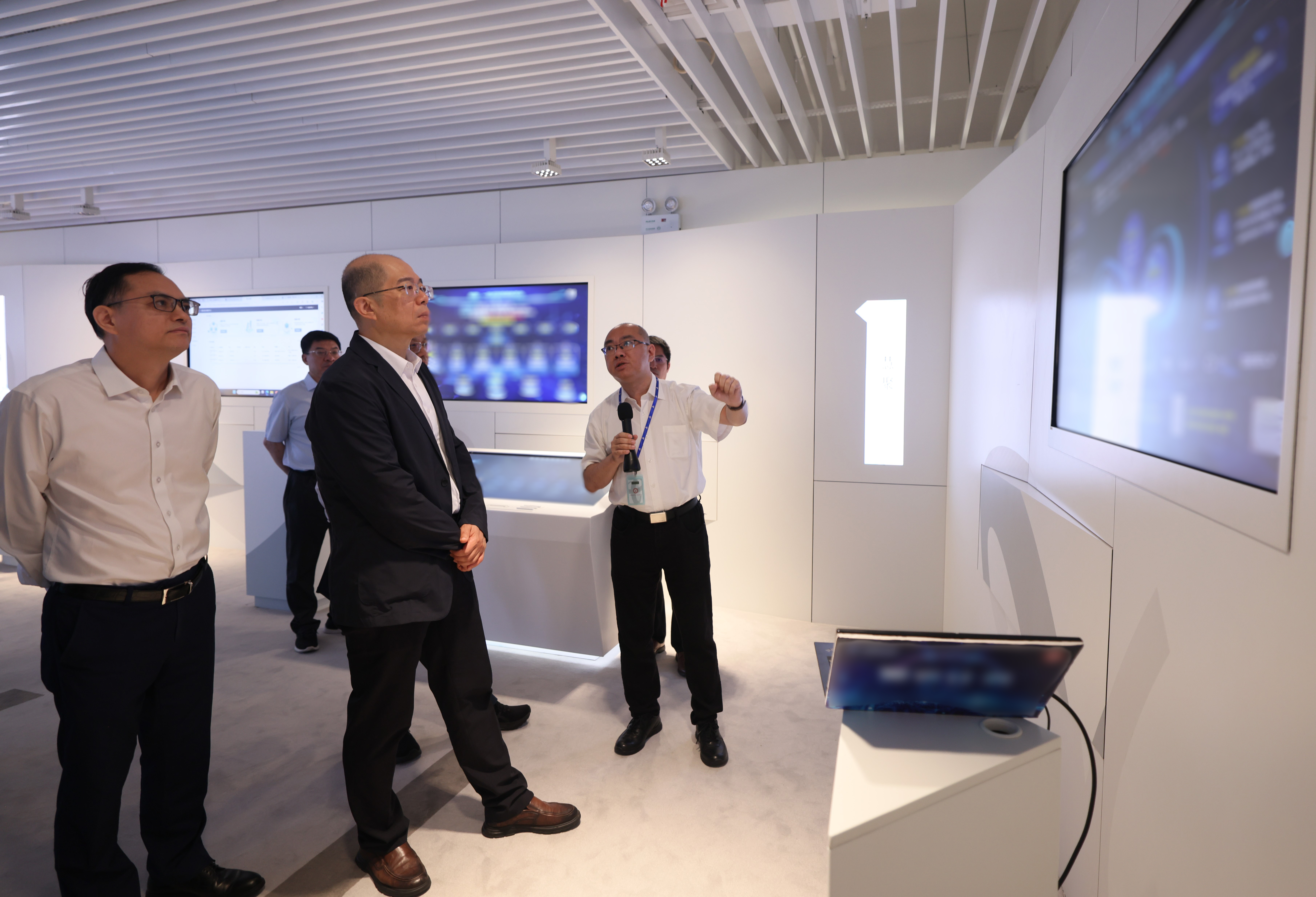 张玉卓、、、国资、、、央企、、、国资委、、、书记、、、主任、、、国企、、、企业刷新